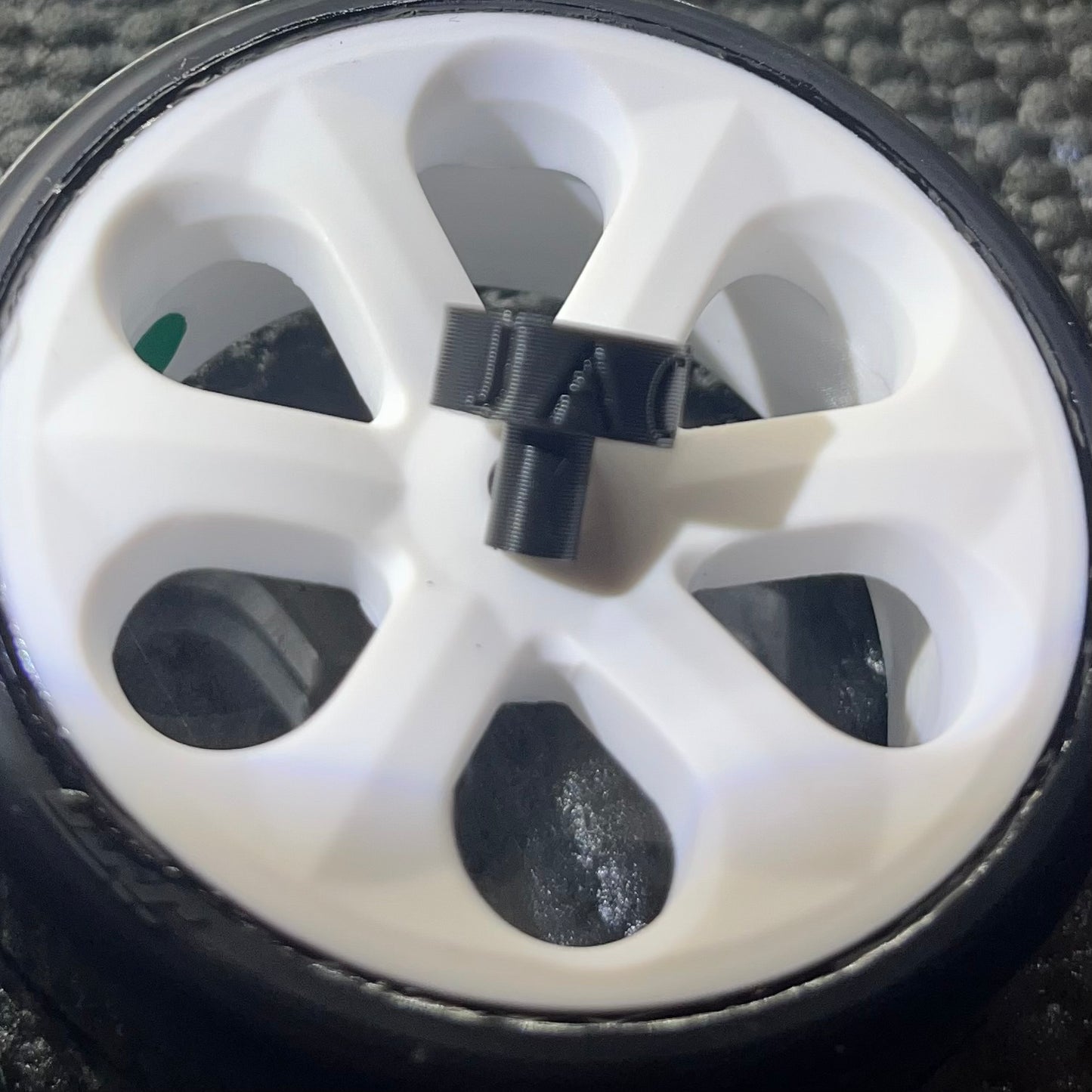 1/10 Wheel Center Plug Set